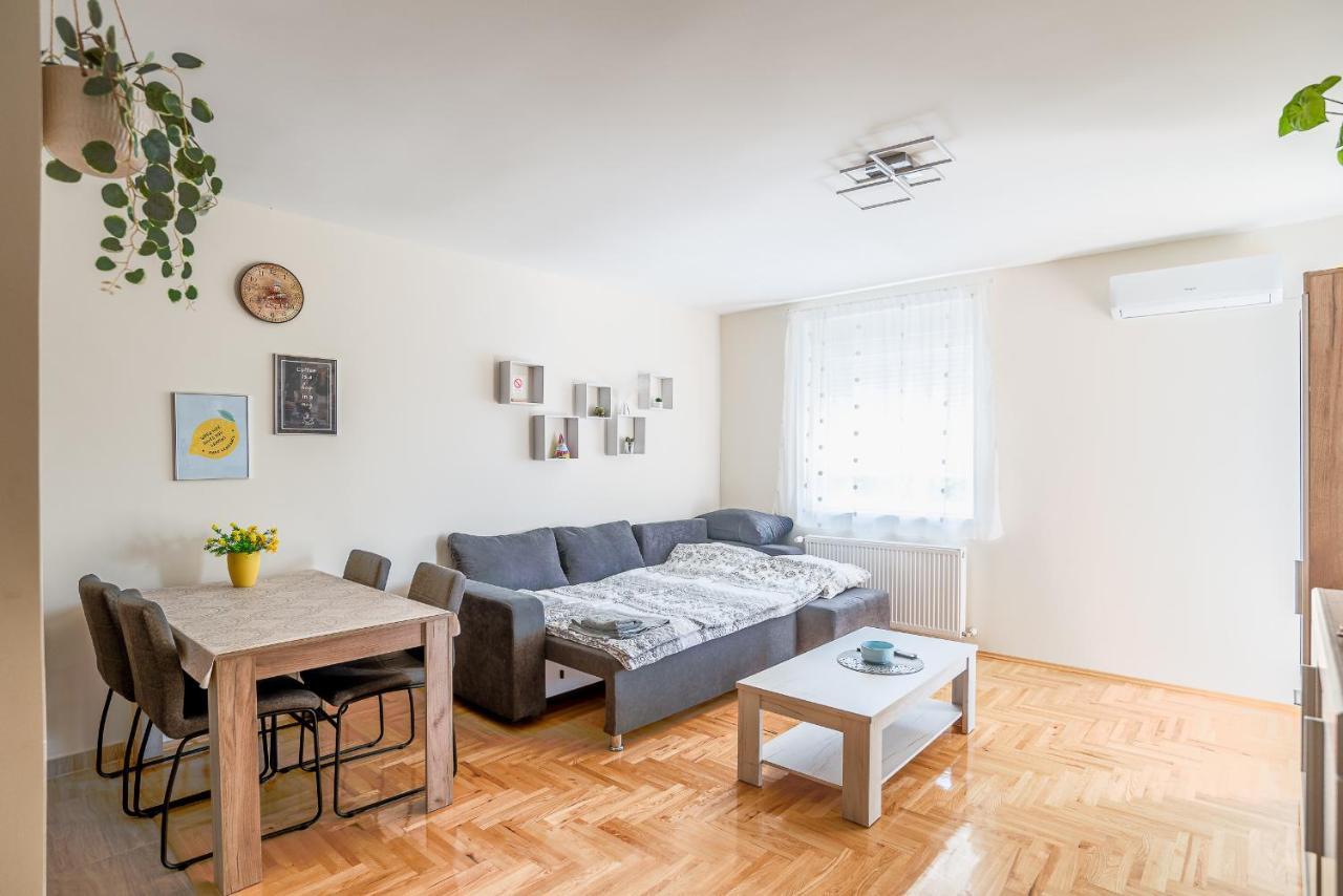 Kc Apartment スボティツァ エクステリア 写真